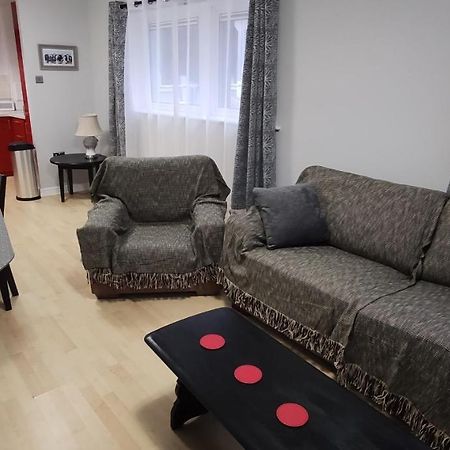 Apartment In The Heart Of Wexford Town Bagian luar foto