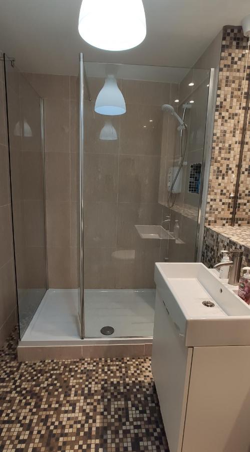 Apartment In The Heart Of Wexford Town Bagian luar foto
