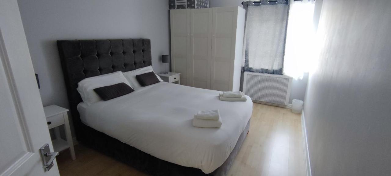 Apartment In The Heart Of Wexford Town Bagian luar foto
